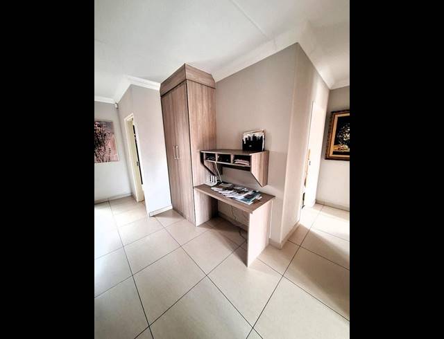 3 BEDROOM DUPLEX FOR SALE IN BRACKENHURST
